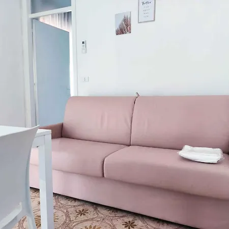 Apartment In 24800 *