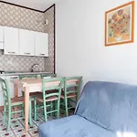 In 24800 Lägenhet