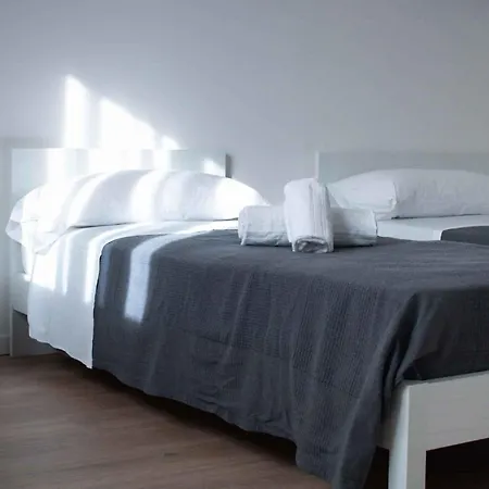 In 24800 Апартаменты *